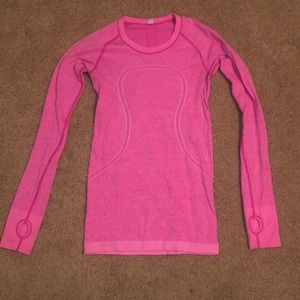 lululemon shirt. swiftly tech long sleeve style